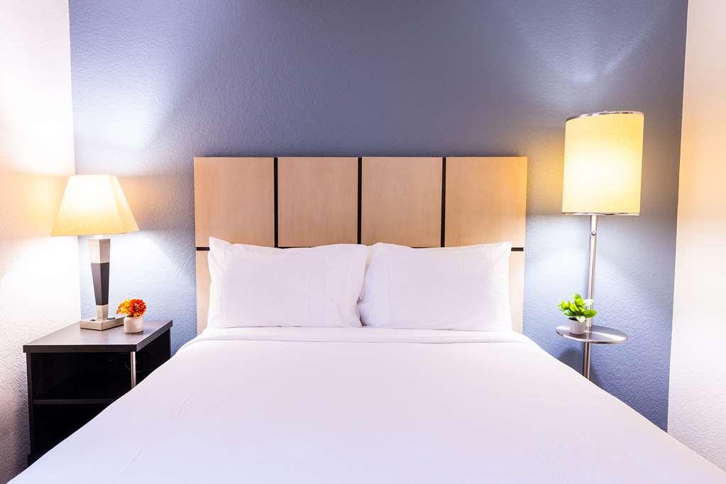 Sonesta Simply Suites Denver West Federal Center Lakewood Zimmer foto